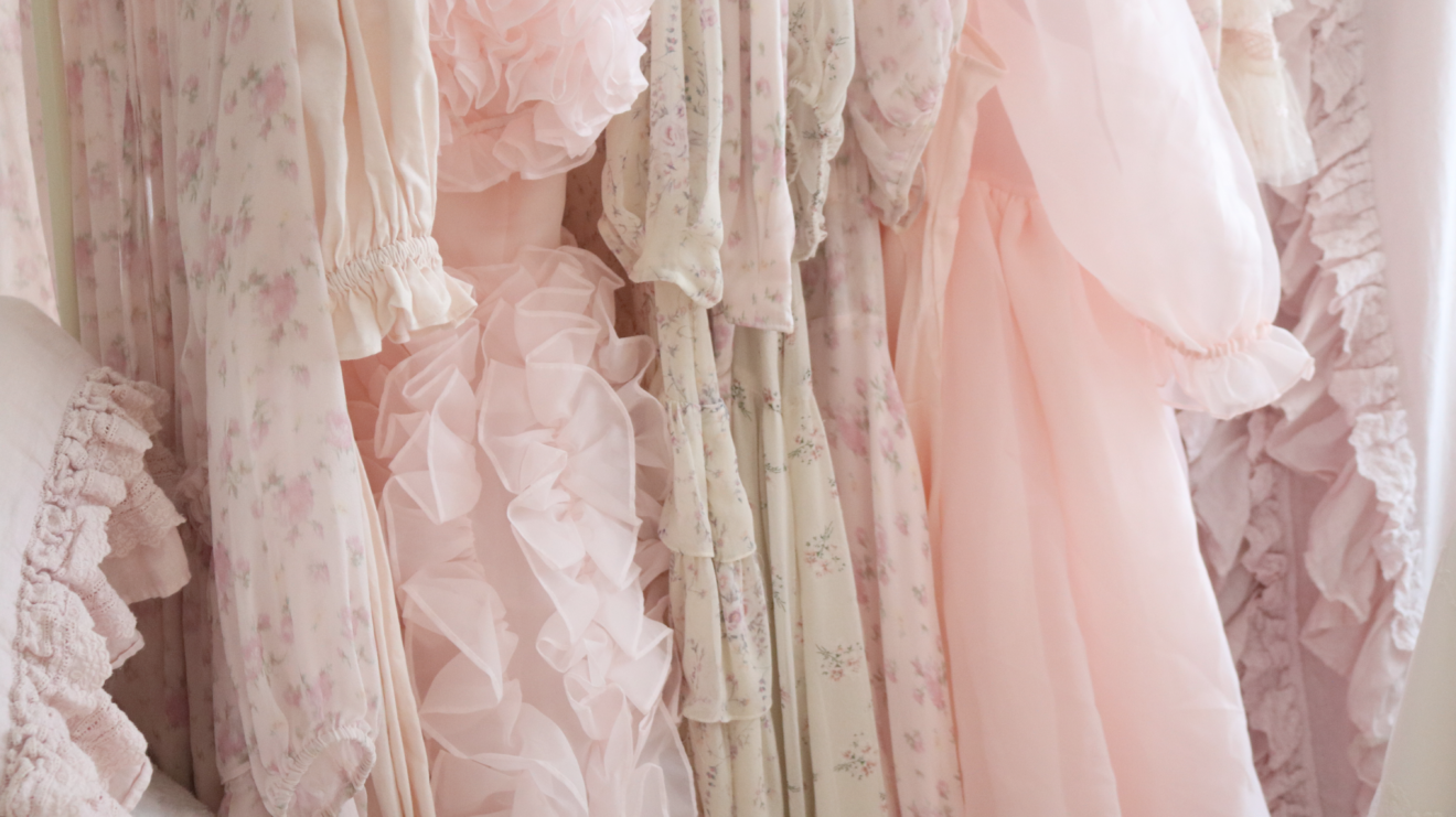WHERE TO FIND THE MOST BEAUTIFUL HIGH TEA PARTY DRESSES – La Vania